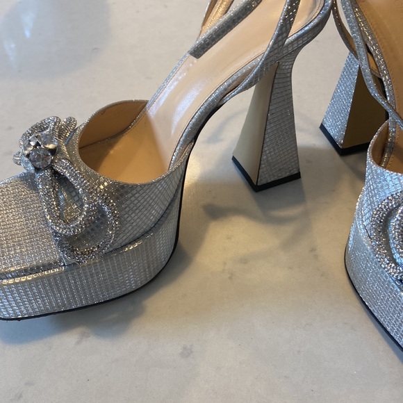 SOLD MACH & MACH platform silver heels - Picture 4 of 11